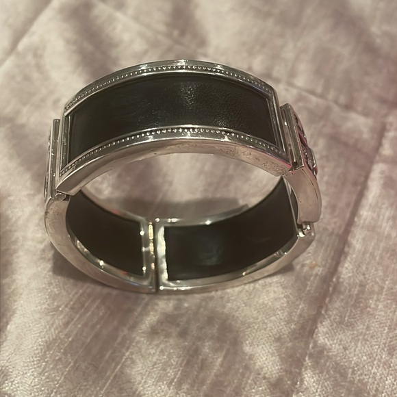 Sterling Silver 925 Cross Bangle Bracelet 7.5” - Picture 6 of 9